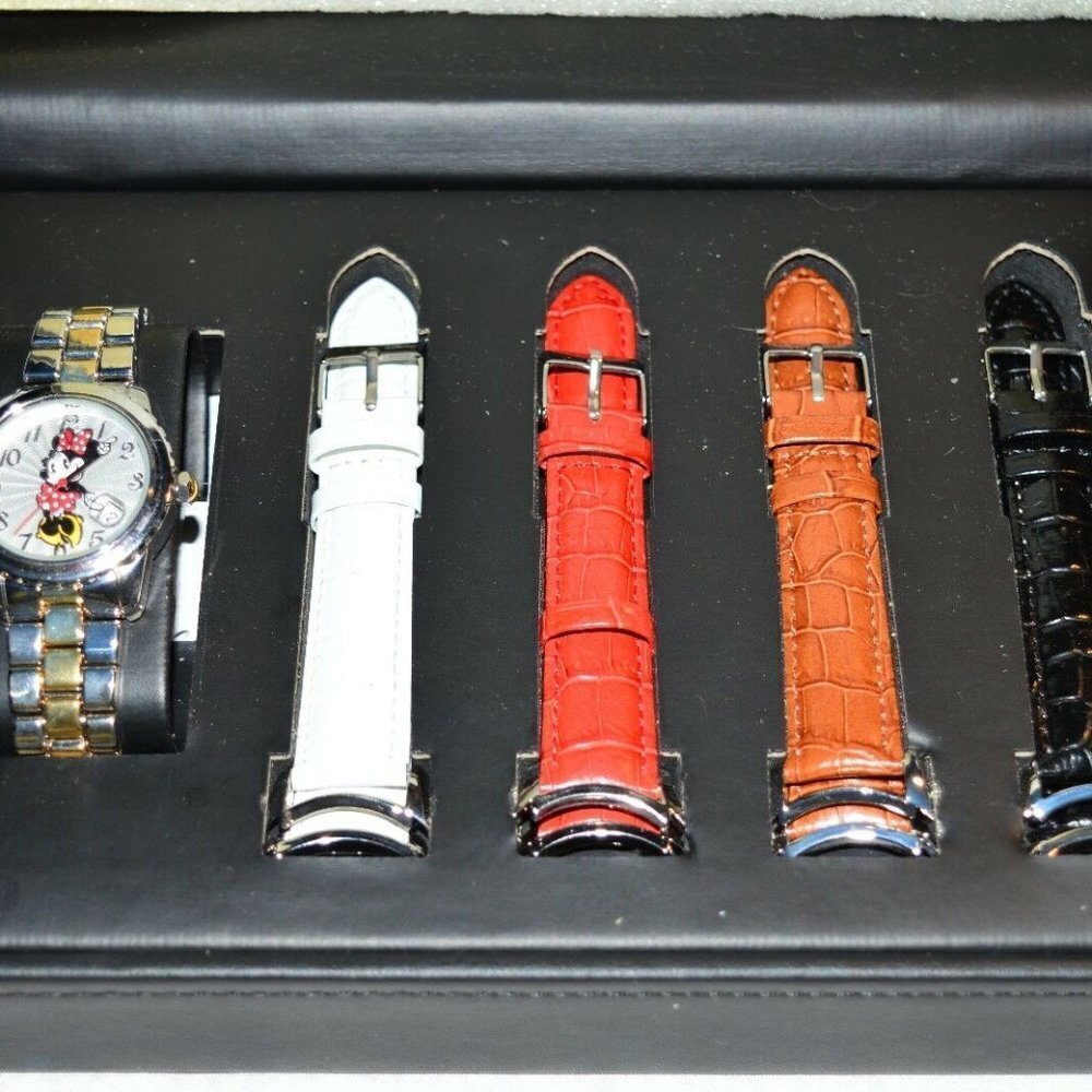 Large Case Minnie Mouse Interchangeable Watch NWT - image 1